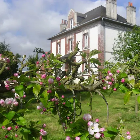 Bed and breakfast La Pommeraie 3*